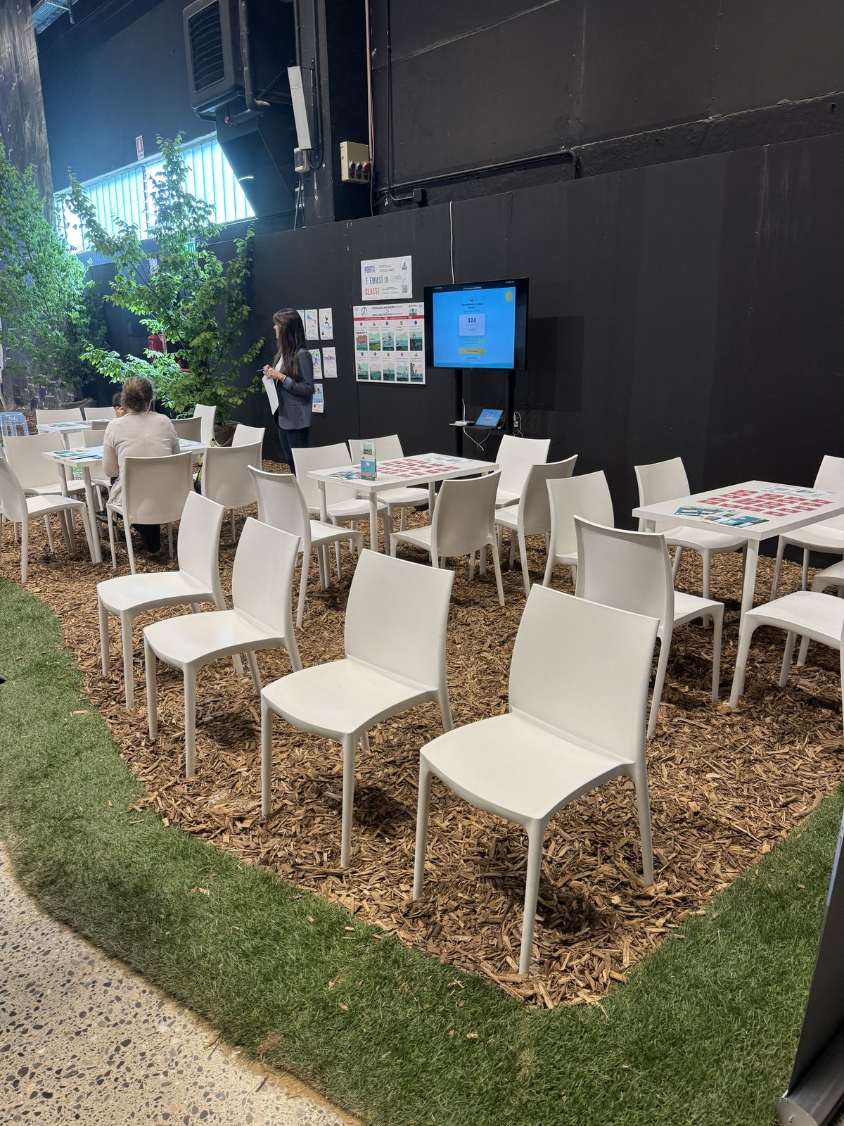 I tavoli gioco con le carte di Emmsì allo stand di Agrinatura 2026